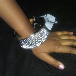 Brand New Silver Thick Bracelet w/Earrings